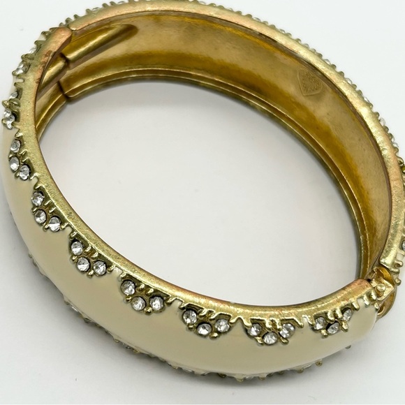 Stella & Dot Sloan Cream Hinged Bangle Bracelet - Picture 2 of 5